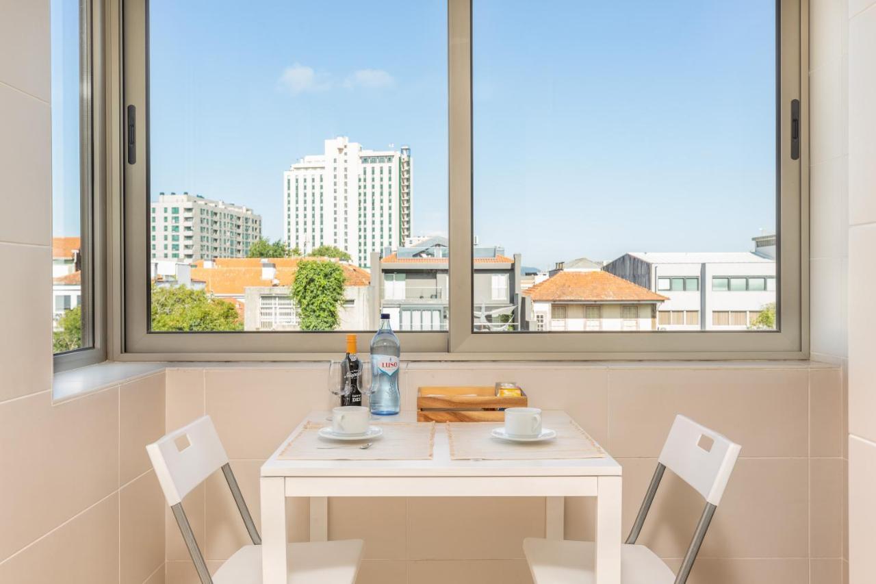 Sunny Loft In Downtown Porto With Private Parking Apartment Exterior foto